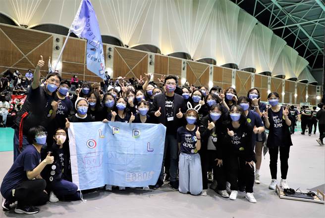 新北市崇光高中获得联盟冠军奖。（新北市教育局提供）