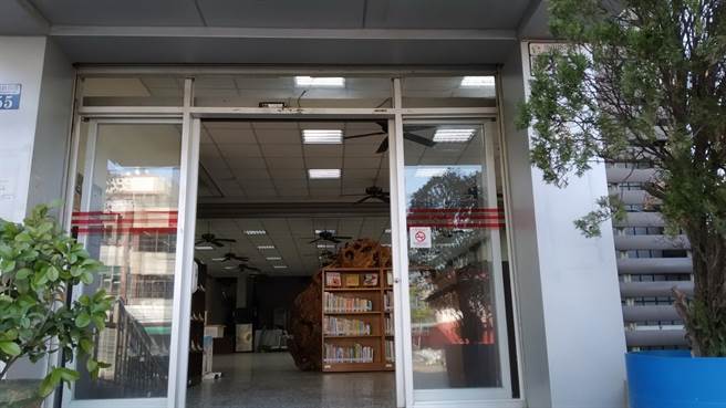 龙井图书馆将在2月1日启动耐震补强工程，施工期间将设「临时服务处」，服务不中断。（台中市文化局提供／陈淑芬台中传真）