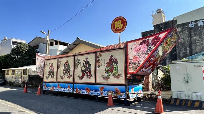 幸運的話，還可見到王船等特殊造型的炮城。（讀者提供／張毓翎台南傳真）