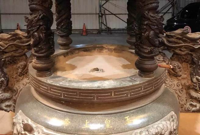 「鸡头怪客」落网！北台中城隍庙埋鸡头 ，又是吕姓男子所犯。(中时资料库)  