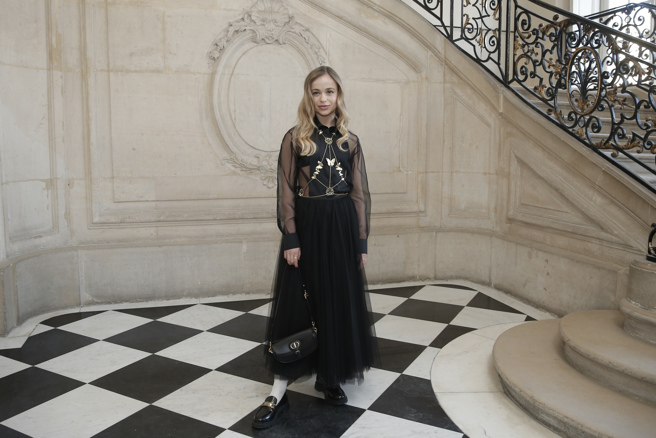「王室第一美」的亚美莉亚温莎女勋爵(Lady Amelia Windsor)；图为日前她出席2022迪奥(Dior)春夏发布会。
(图/美联社) 
