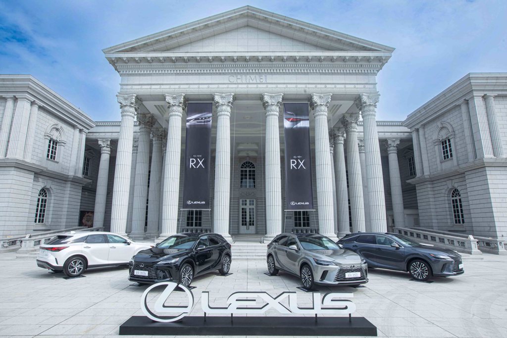 Lexus RX作為豪華休旅車級距的先驅，已穩居該級距之銷售龍頭長達23年