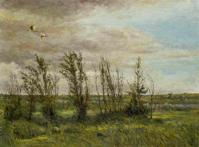 许世彬作品《飞向银合欢》，白鹭鸶于宽广溪谷上空自由翱翔飞往银合欢树丛。（葫芦墩文化中心提供／陈世宗台中传真）