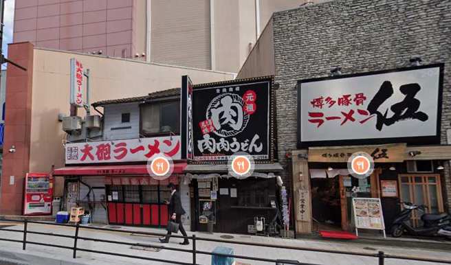 日前台湾人到日本福冈大炮拉麵6人轮流吃3碗拉麵遭店员斥喝，气愤地在网路上留下一星负评。(翻摄自GoogleMap)