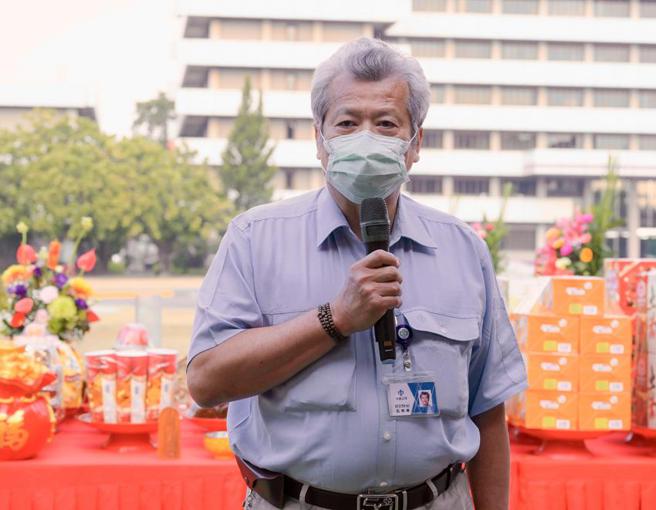 （中鋼董事長翁朝棟參加祈福典禮，期勉同仁努力精進，再創佳績。圖／林憲祥）