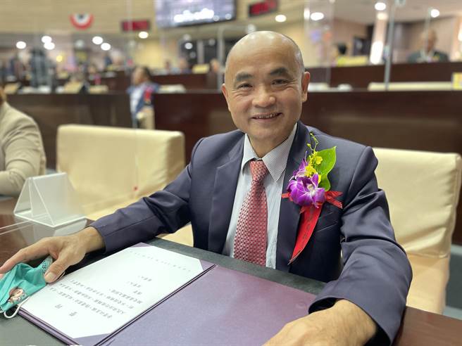 曾振炎涉贿选连任南投县议员后请辞，31日遭南投地院依违反《选罢法》判处有期徒刑2年6月、褫夺公权5年。（杨静茹摄）