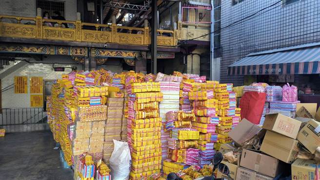 台南市政府環保局力推宗教環保，有愈來愈多的廟宇響應「紙錢集中燒」政策。（環保局提供／洪榮志台南傳真）