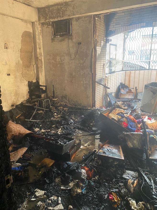 台南市消防局第五大队呼吁民眾装设住警器，图为永康区一民宅大年初七火警，住警器警报一响，及时提醒住户逃生。(台南市消防局第五大队提供／曹婷婷台南传真)