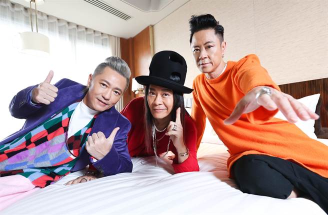 蔡一杰（右起）、蔡一智及苏智威台上表演、台下相处都很有默契。（陈俊吉摄）