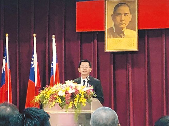 新任高市副市长人选引发关注，知情人士认为，菊系人马且具文化背景的现任高市府秘书长郭添贵与史哲经歷相近，是高雄市长陈其迈接任副市长的「安全牌」。（本报资料照片）