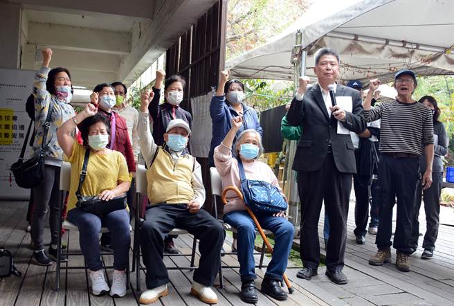 家园迫迁全台巡迴展前进屏东，盼新阁揆听到人民吶喊。(林和生摄)