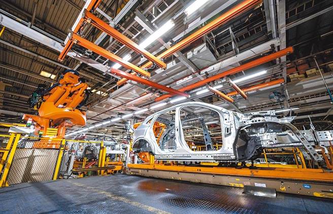 12月工业生产指数创近4年来最大跌幅，经济部统计处指出，目前厂商存货率仍高，估计到今年第一季、第二季才有机会落底，工业生产才能转正。（本报资料照）