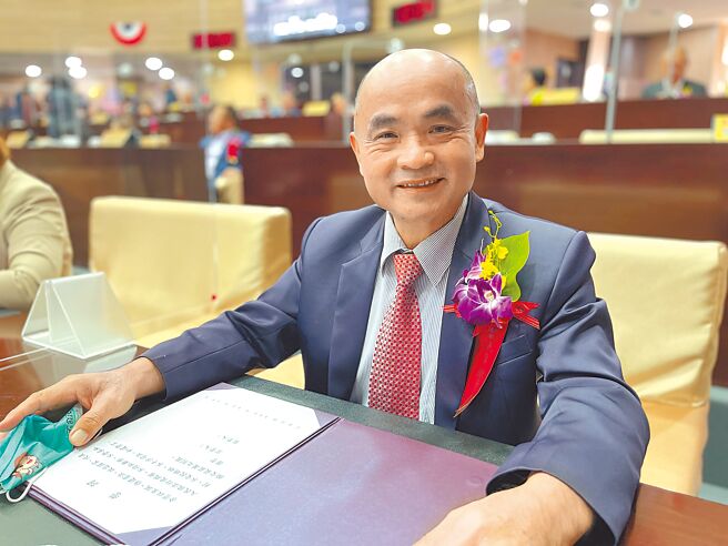 前议员曾振炎31日遭南投地院依违反《选罢法》判处有期徒刑2年6月、褫夺公权5年。（杨静茹摄）