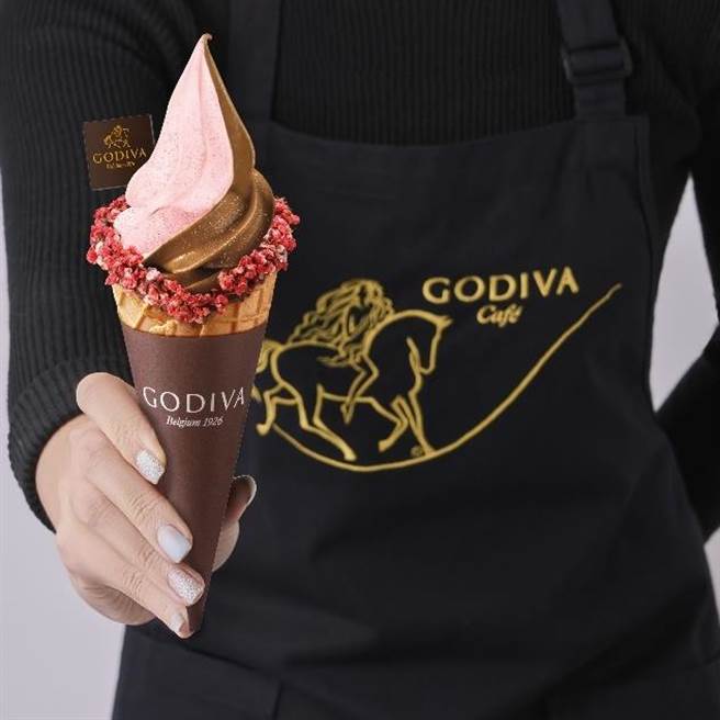 GODIVA「草莓巧克力霜淇淋」尝得到草莓的酸甜滋味以及黑巧克力的香醇浓郁，220元。（GODIVA提供）