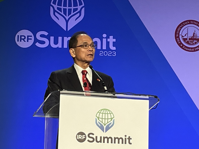 游锡堃2/1出席在美国华府举办的国际宗教自由峰会，并发表演说，强调捍卫台湾民主。（图／中央社）