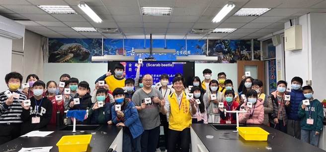 古亭国中日前举办夜间科探课程及资优科学营队。（古亭国中提供）