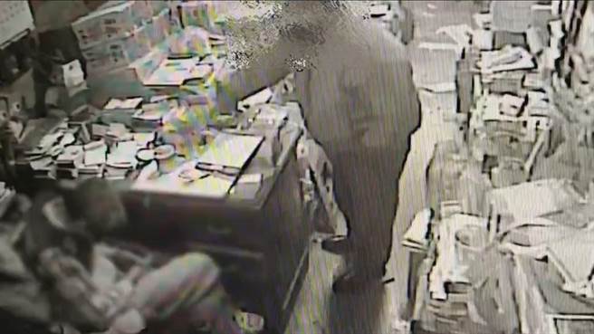 黄姓男子住在金纸店附近，不料见财起贪念，原本想买金纸拜拜，却趁老板昏睡拿走桌上钱财。（读者提供／程炳璋台南传真）