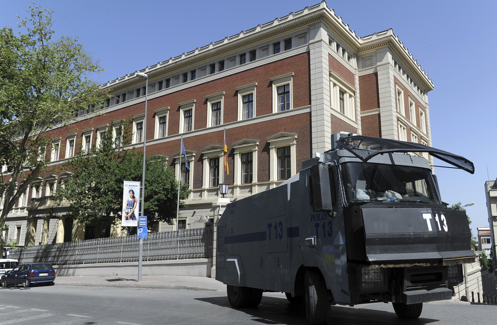 若干欧洲国家驻伊斯坦堡领事馆忧心恐攻风险，暂时关闭驻伊斯坦堡领事馆。图为德国驻伊斯坦堡领事馆。图/美联社(photo:ChinaTimes)