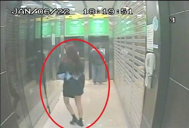 警方调查发现有被害女子拥清秀长髮、且身材纤细，却向警方称，黄男利用其帐户要求她提款，在收到几次钱后就神隐、断了联繫。（台中市警察局提供／张妍溱台中传真）