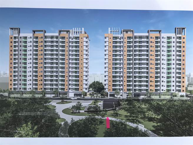 屏东首座社会住宅「瑞屏安居」预计2026年5月完工，目前工程超前2.32％，县长周春米4日到场监工，希望完工期程能提早至2025年底。（谢佳潾摄）