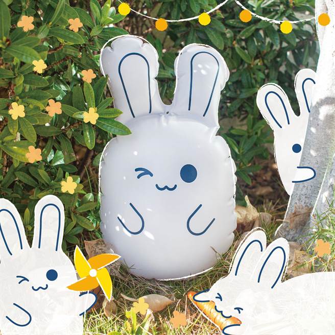 因应屏东灯节推出的「光光兔小提灯」好评不断，询问度高到县府不得不加码第2波发送。（屏县府提供／谢佳潾屏东传真）