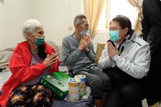 越南籍93歲老夫婦逾期留台「自首」！ 林右昌探視：可回家了