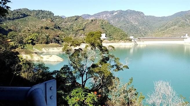 曾文水库6日启动今年第5次人工增雨，整日却未进帐。（南水局提供／程炳璋台南传真）