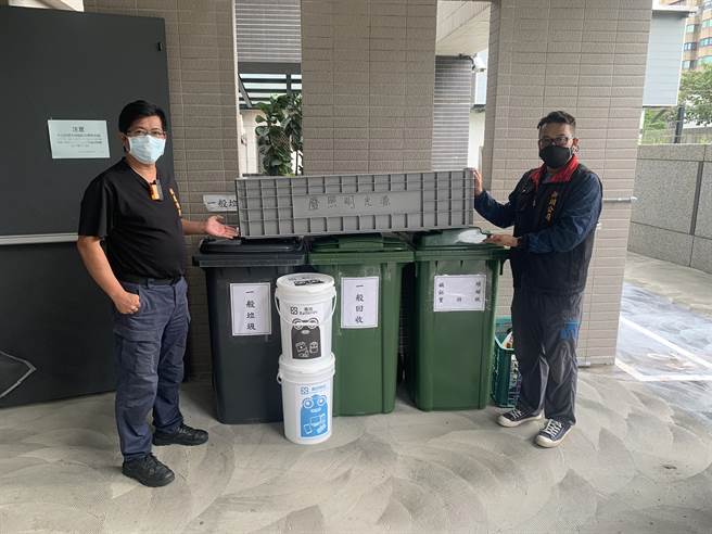 花蓮縣環保局提升社區資源回收分類成效，陸續輔導社區大廈設置資源回收設施站及示範站。（花蓮縣環保局提供／羅藝琳花蓮傳真）
