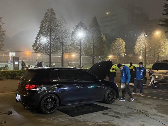 為使市民有安寧的居家環境，桃園警分局2、3及6日22至24時，與桃園市環保局及桃園監理站合作，取締排氣噪音超標。（翻攝照片）