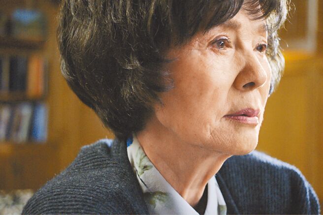 《大青樹下》由金馬獎影后歸亞蕾領銜主演，電影獲國際影展肯定。（采昌提供）