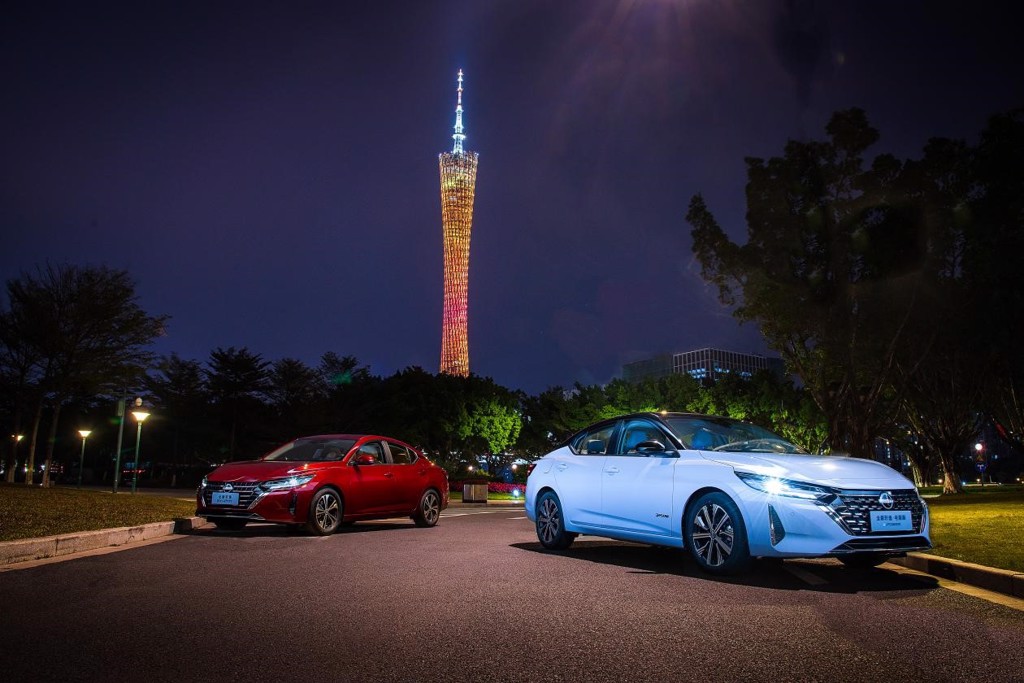東風日產中期改款軒逸家族 Nissan Sylphy/Sylphy e-POWER 亮相，台灣市場最快於第四季前後問世(圖/CarStuff)
