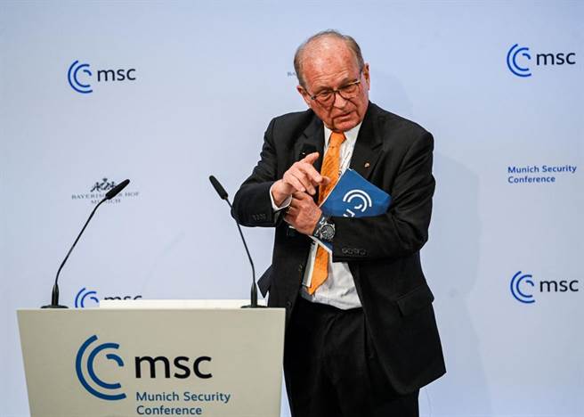 前慕尼黑安全會議主席伊辛格表示，擔憂美中兩個超級大國沒有設立處置危機的通話管道，呼籲雙方加強對話。（路透資料照片）