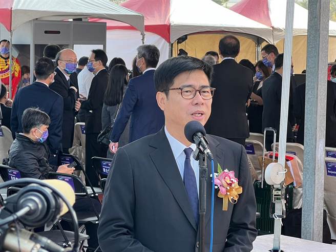 佛光山开山宗长星云大师5日圆寂，让全球信眾不舍，高雄市长陈其迈表示，针对协助大陆籍人士来台吊唁部分，市府已在协助处理，包括向内政部提出申请等，内政部也会提供必要协助。(林雅惠摄)