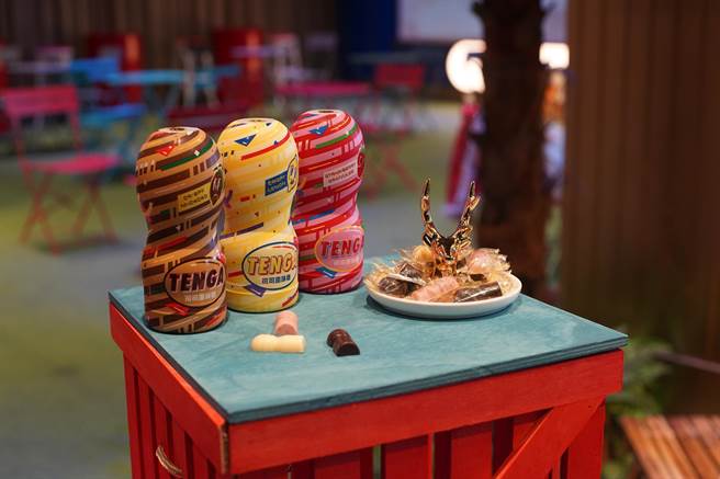 小鹿文娛攜手TENGA推情人節住宿贈禮，3種風味帶給旅客不同的甜蜜滋味，害羞造型也挑戰大眾接受度。（TENGA提供）