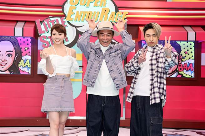 宋羽荮（左起）、吴宗宪、鹿希派今天接受媒体採访。（罗永铭摄）