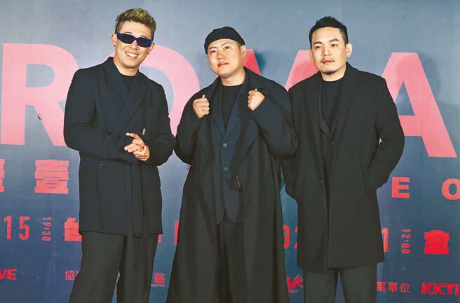 玖壹壹健志（左起）、洋蔥、春風昨出席《玖壹壹BROMAN小巨蛋演唱會》啟售記者會。（陳俊吉攝）