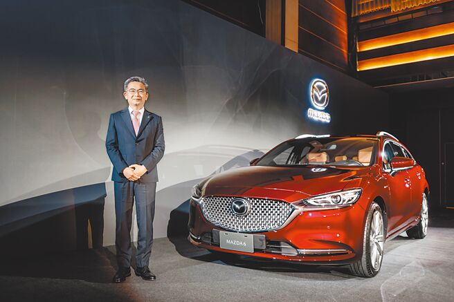 台湾马自达总经理刘建良亲自发表MAZDA6 20th Anniversary Edition，售价134.9万元起。（台湾马自达提供）
