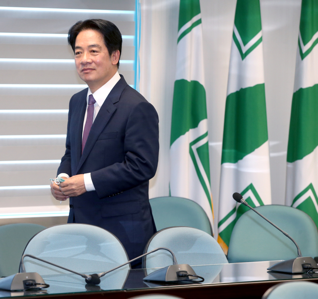 民进党主席赖清德8日表示，未来处理论文问题将分为三阶段，包括候选人必须签署学伦声明书，但若候选人之学位无须论文或没有作为登记使用，则不须签署。（资料照,陈君玮摄）