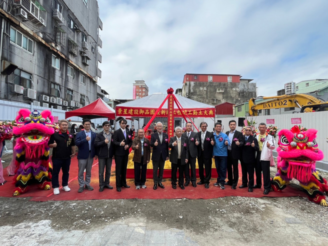 以近90年屋龄创下全案管理最老纪录的延平北路案在安信建经协助下于2/8顺利动工。（图/业者提供）