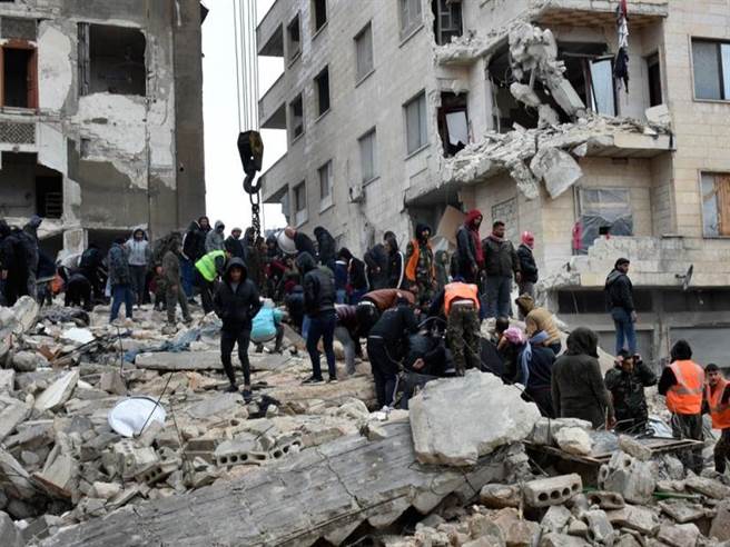 百年强震侵袭土耳其和叙利亚交界边境，在气候严寒的环境下重创家园。（Medair提供／林良齐台北传真）