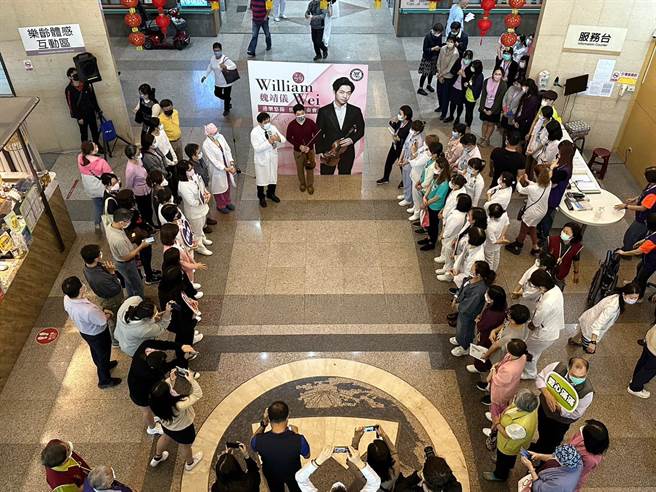 魏靖儀現場演奏多首曲目。（翻攝照片／高雄洪靖宜傳真）