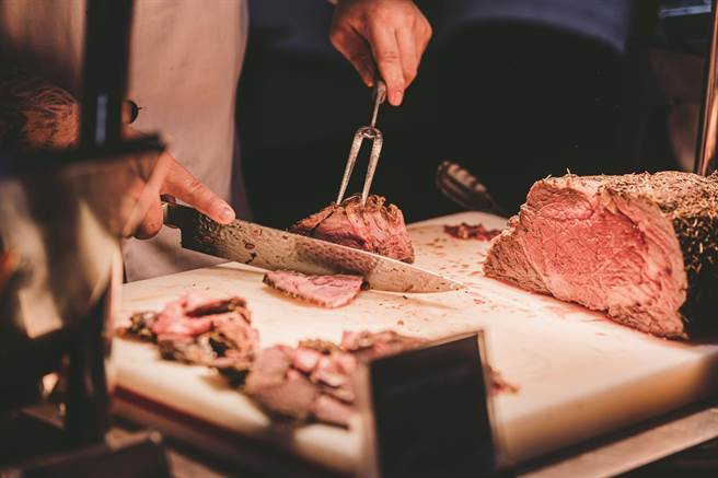 吃到饱名店「飨食天堂」大直店预计在2月28日结束营业。(翻摄自飨食天堂粉丝专页)