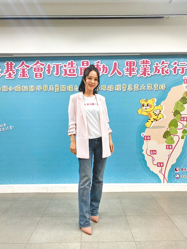 孙淑媚昨出席公益记者会，分享新专辑筹备近况。（许雅淳摄）