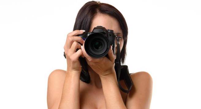 罗姓男子以通讯软体认识16岁的小恩（化名），2人聊天过后罗男连哄带骗取得小恩裸照。（本报资料照片／非当事人照）