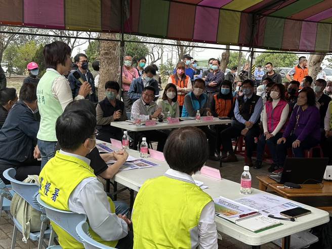 彰化农业废弃物产量惊人，立委陈素月争取乡镇购置千万元破碎机。（陈素月服务处提供／吴敏菁彰化传真）