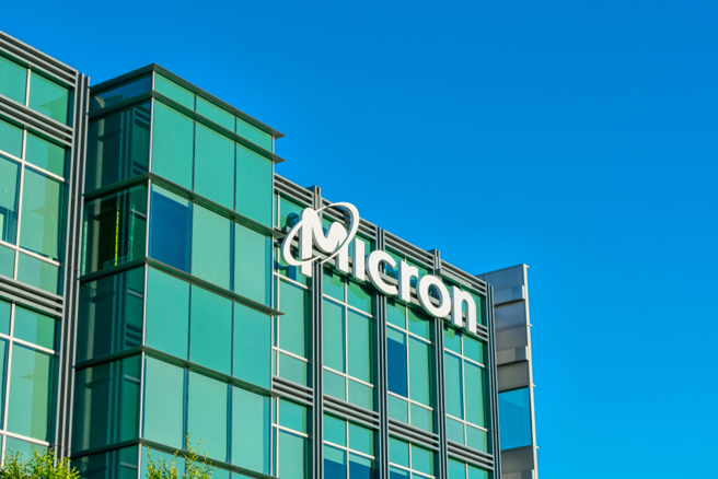 台湾美光传裁撤员工。（示意图／shutterstock）