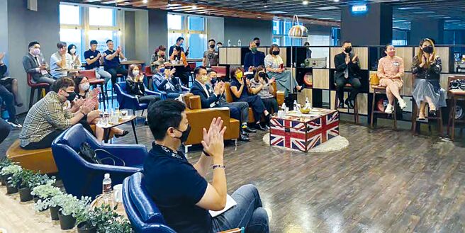 打造具健康效率、更多元、有归属感的环境，是远雄人寿30周年的永续实践。图／远雄人寿提供