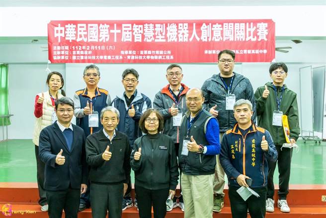 苗栗县君毅中学11日举办第10届全国机器人创意闯关比赛。（君毅中学提供／谢明俊苗栗传真）