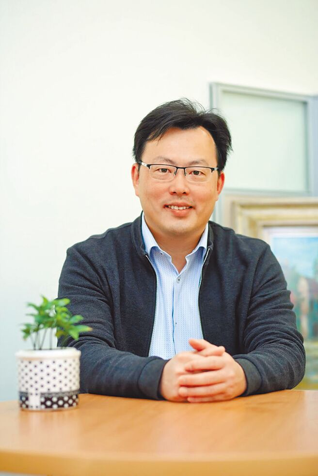 行政院10日核定教育部体育署长职务，由国立体育大学教授郑世忠接任。（教育部提供）