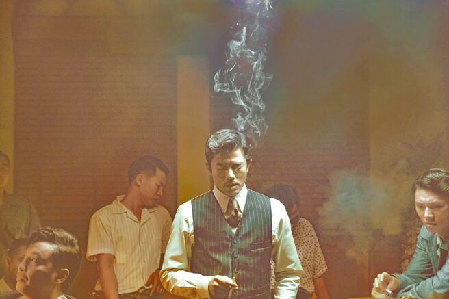 郭富城五官完美，讓導演翁子光讚歎。（華映提供）